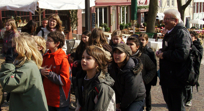 Kinder bei der Altstadtführung