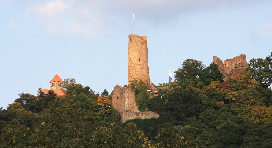 Burgruine Windeck und Wachenburg